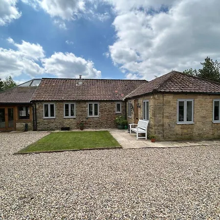 Stunning 2 Bedroom Stone Cottage, North York Moors Kilburn (North Yorkshire)